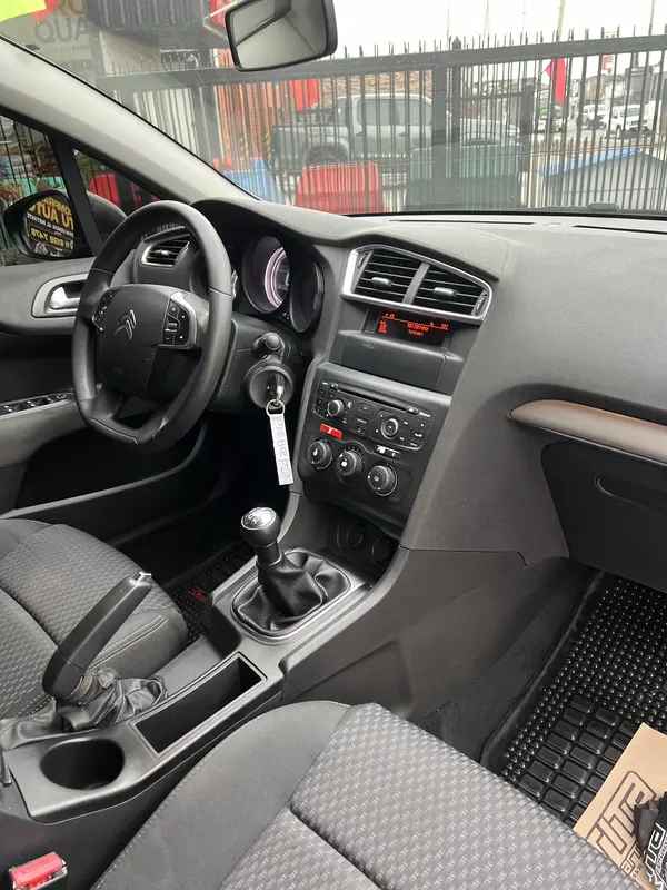 Mira esta publicación de Citroen C 4 Lounge 2017 en Motordil