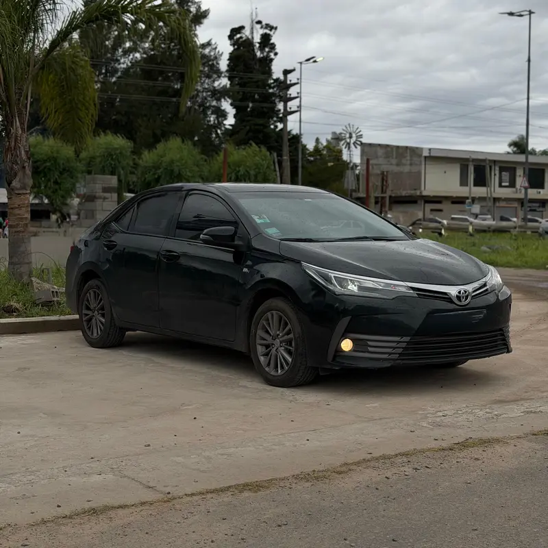 Mira esta publicación de Toyota Corolla 2018 en Motordil