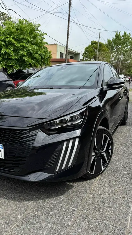 Mira esta publicación de Peugeot 208 2011 en Motordil