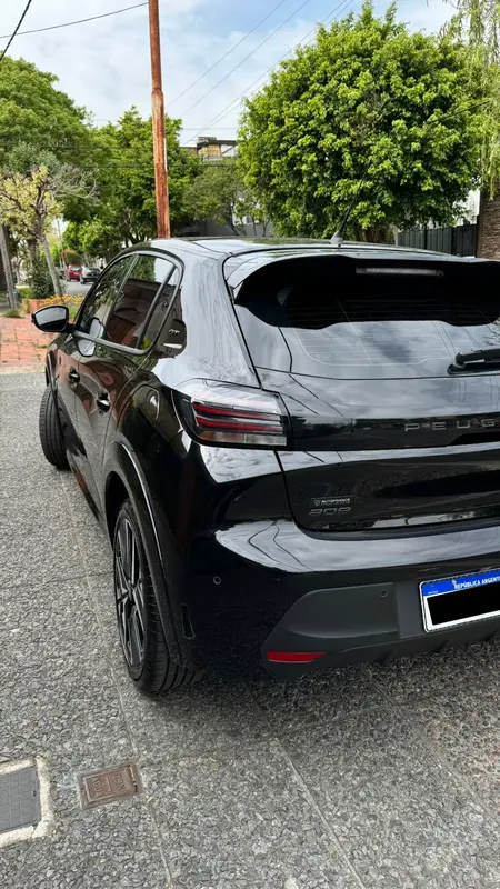 Mira esta publicación de Peugeot 208 2011 en Motordil