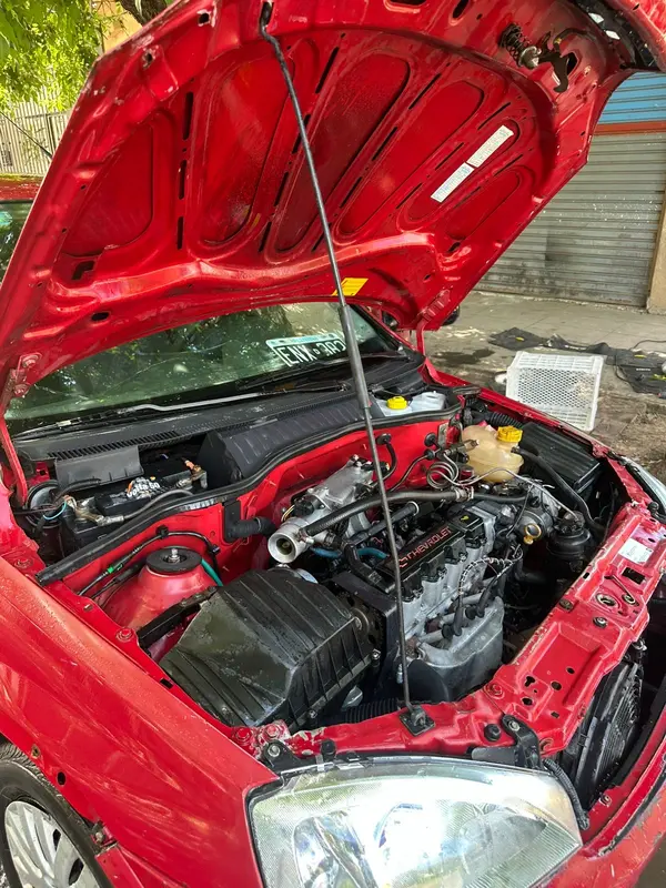 Mira esta publicación de Chevrolet Corsa 2 2004 en Motordil