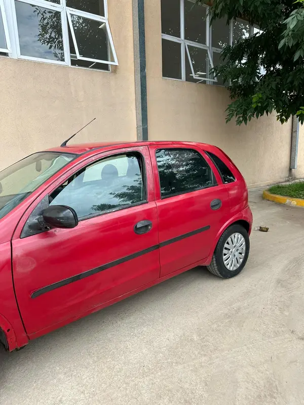 Mira esta publicación de Chevrolet Corsa 2 2004 en Motordil
