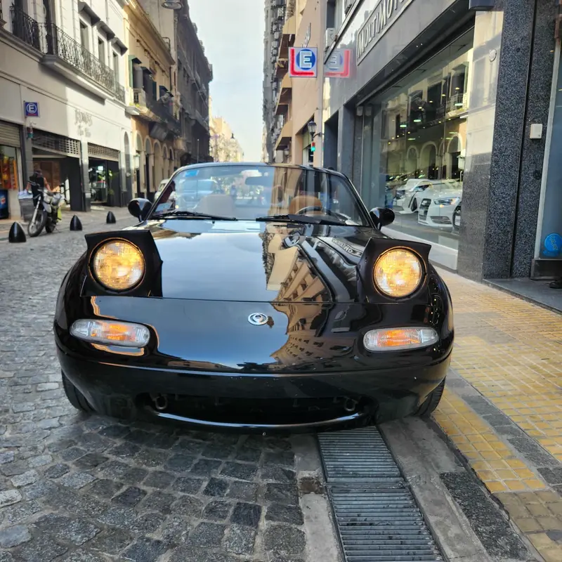 Mira esta publicación de Mazda MX 1994 en Motordil