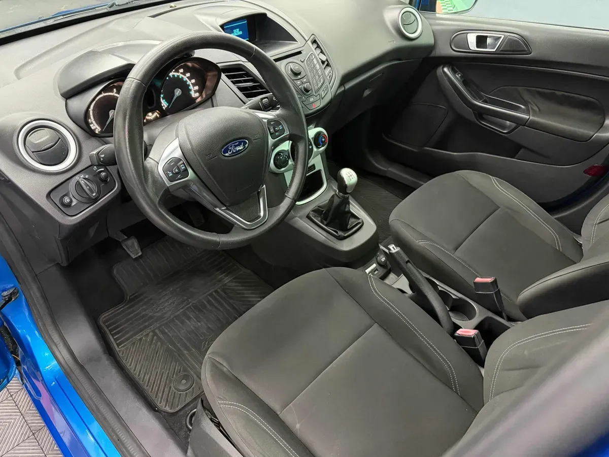 Mira esta publicación de Ford Fiesta 2015 en Motordil