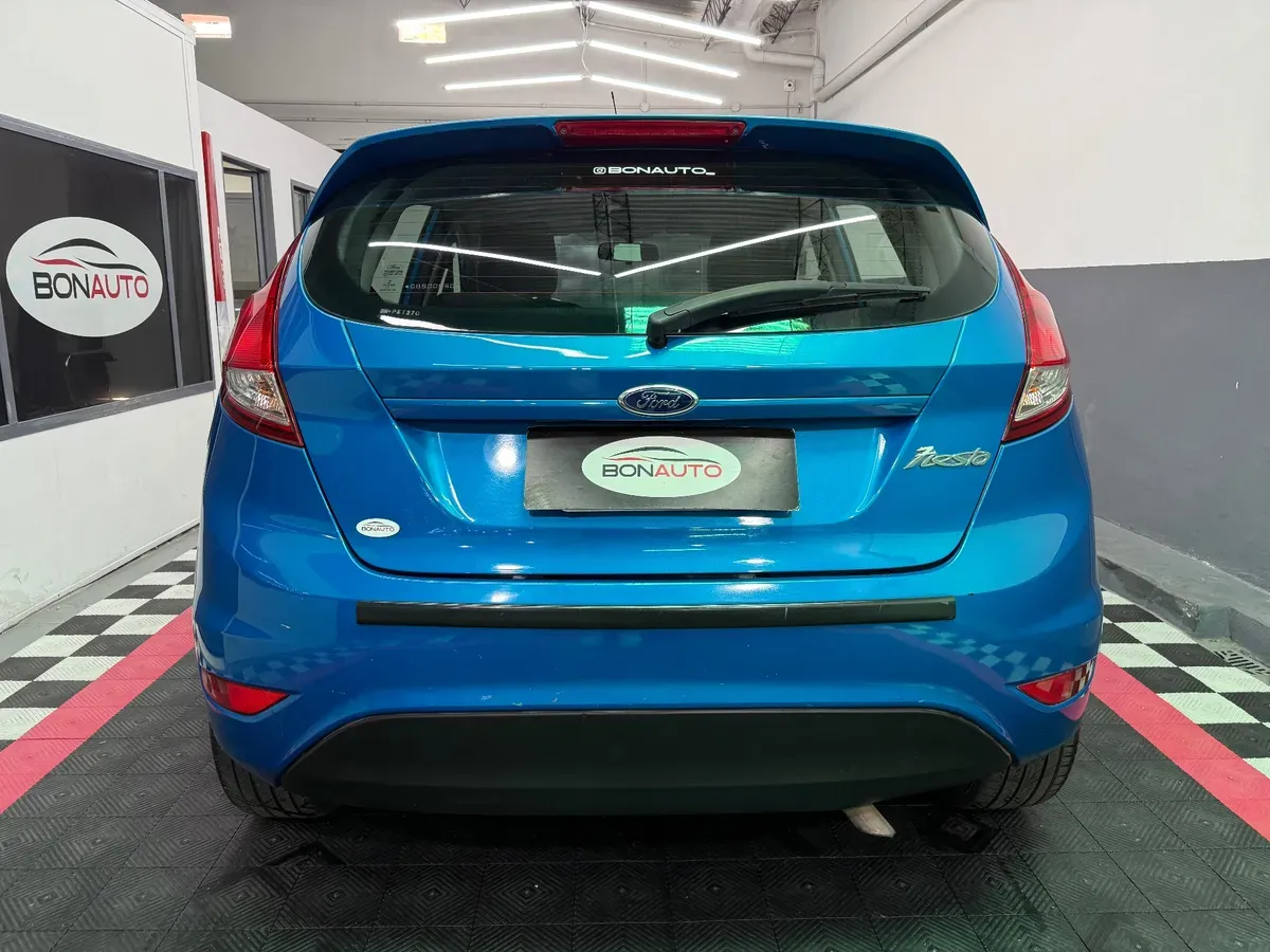 Mira esta publicación de Ford Fiesta 2015 en Motordil