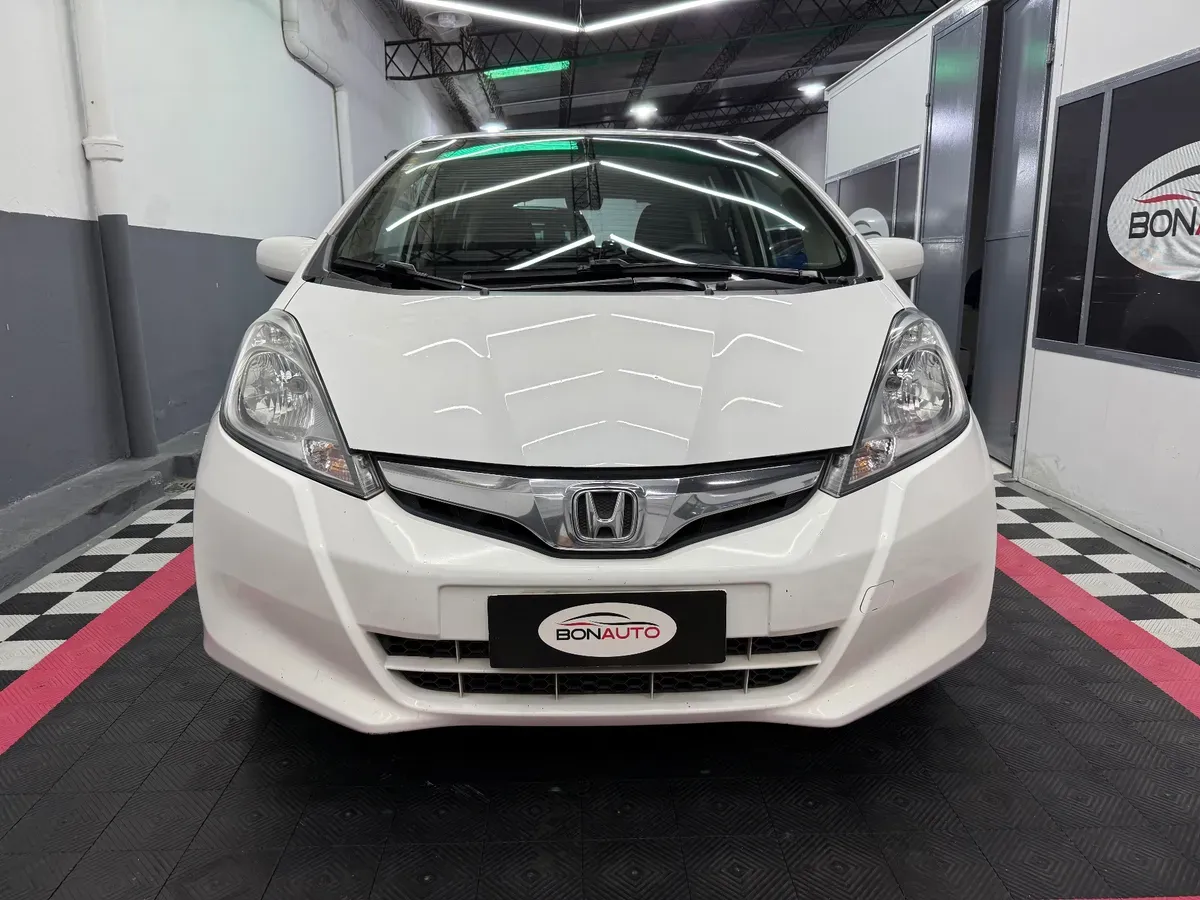 Mira esta publicación de Honda FIT 2014 en Motordil