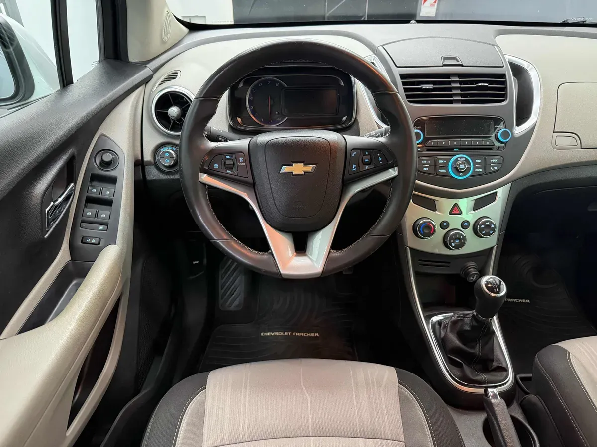 Mira esta publicación de Chevrolet Tracker 2015 en Motordil