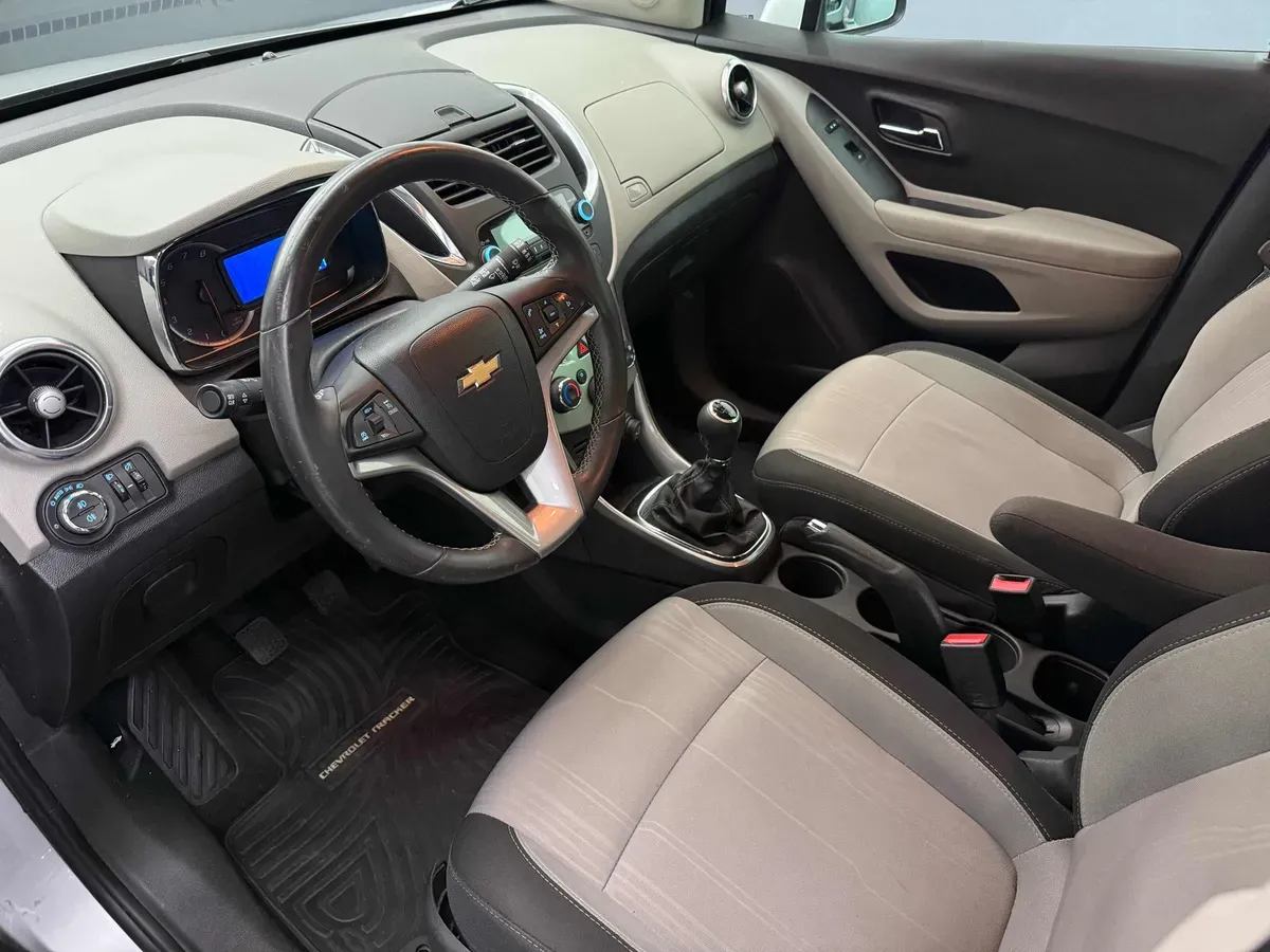 Mira esta publicación de Chevrolet Tracker 2015 en Motordil