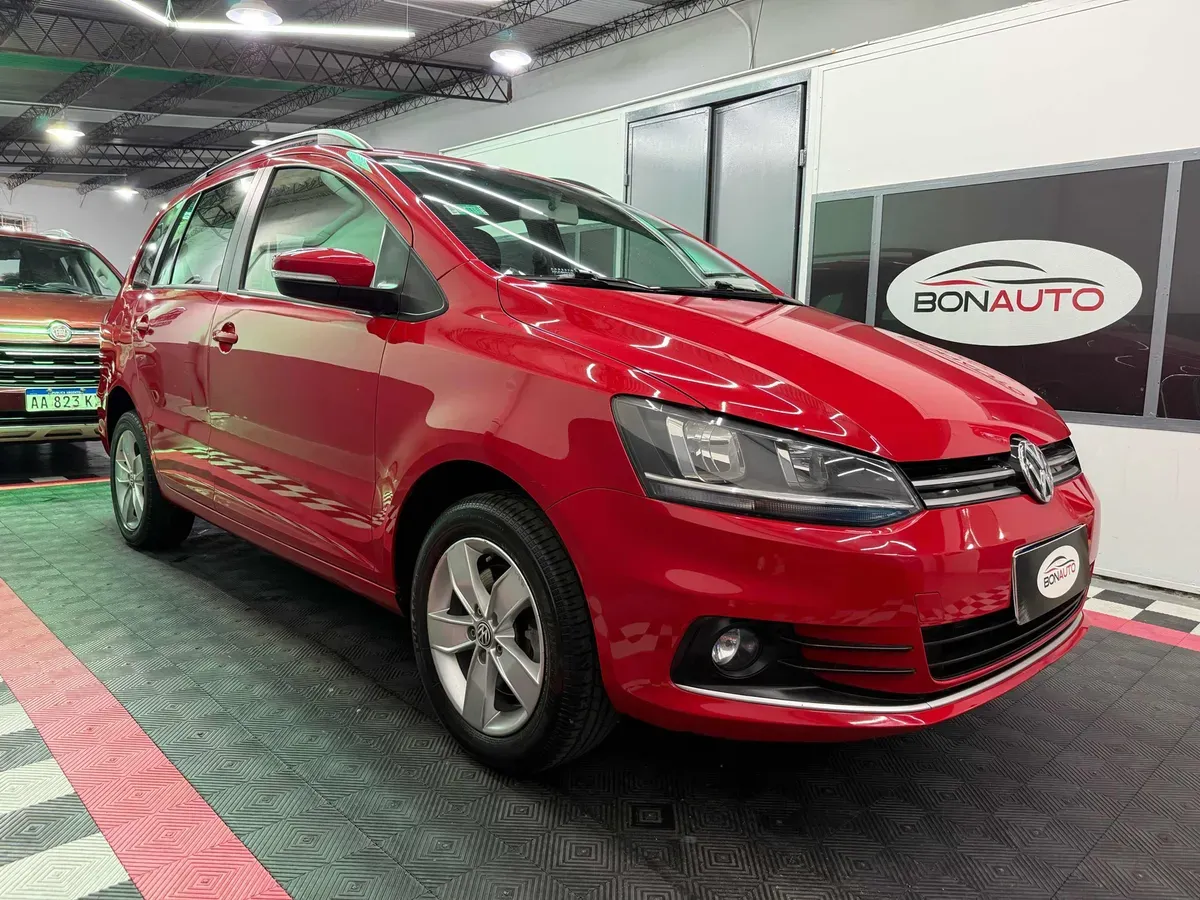 Mira esta publicación de Volkswagen Suran 2016 en Motordil
