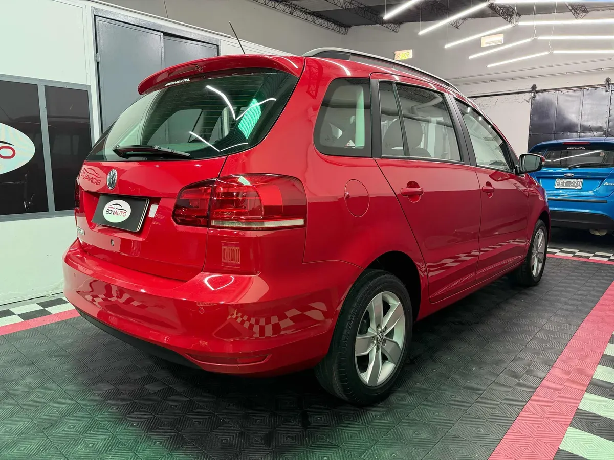 Mira esta publicación de Volkswagen Suran 2016 en Motordil