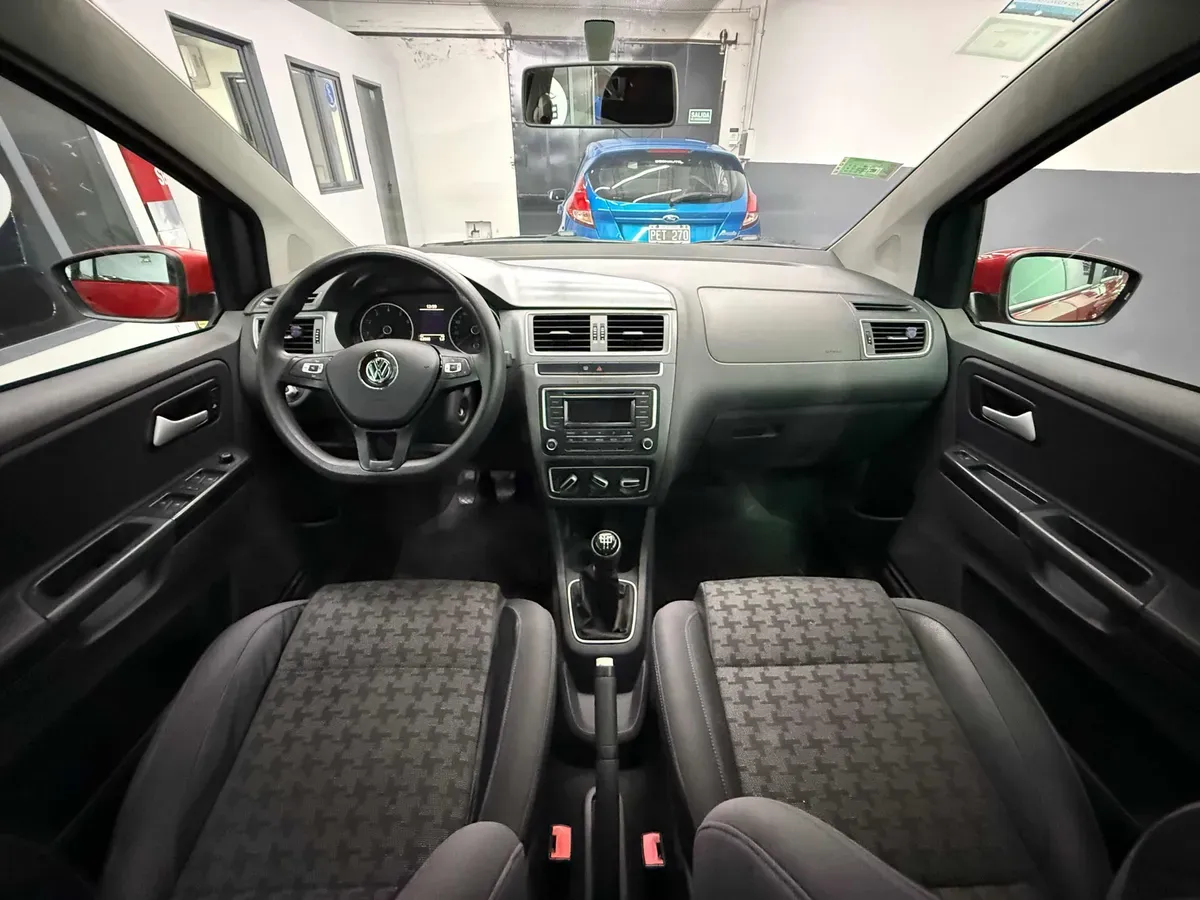 Mira esta publicación de Volkswagen Suran 2016 en Motordil