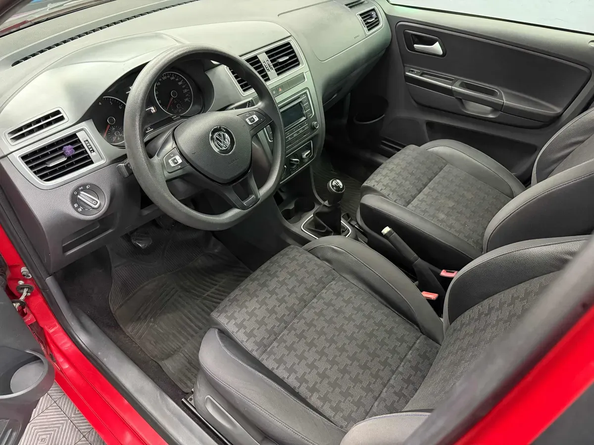 Mira esta publicación de Volkswagen Suran 2016 en Motordil