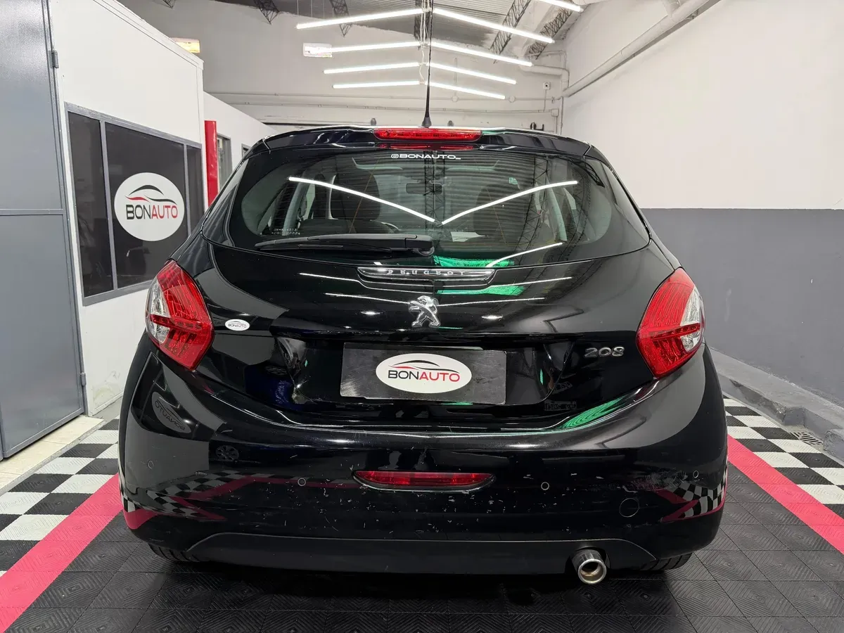 Mira esta publicación de Peugeot 208 2013 en Motordil