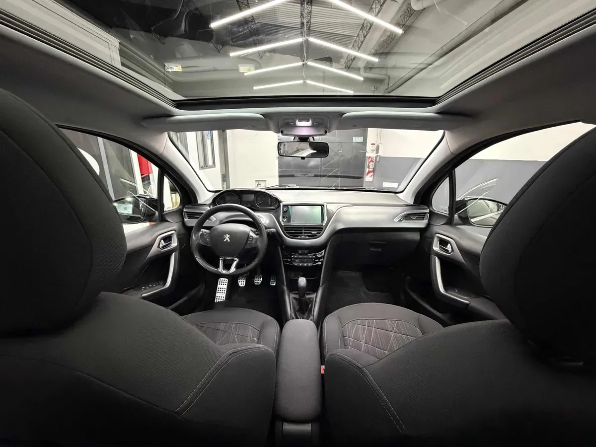 Mira esta publicación de Peugeot 208 2013 en Motordil