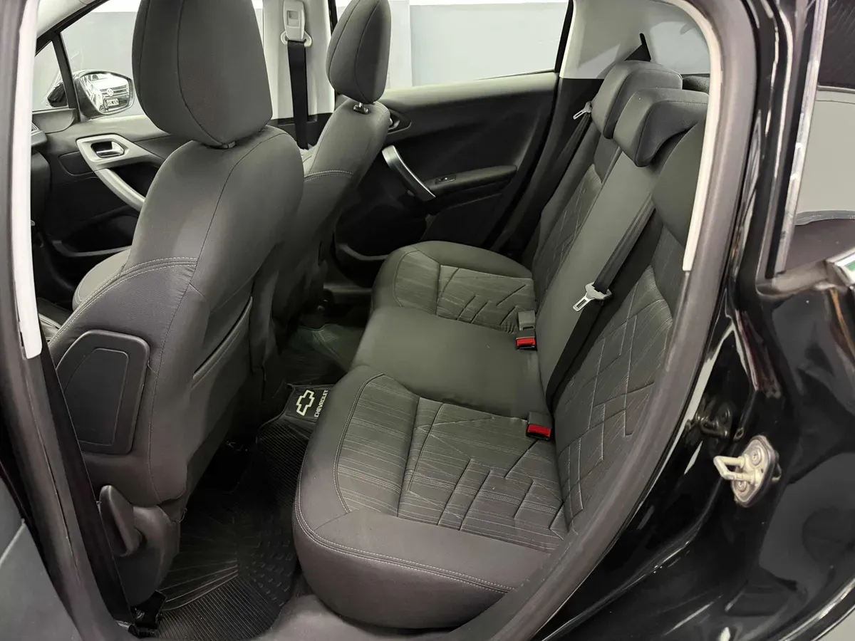 Mira esta publicación de Peugeot 208 2013 en Motordil