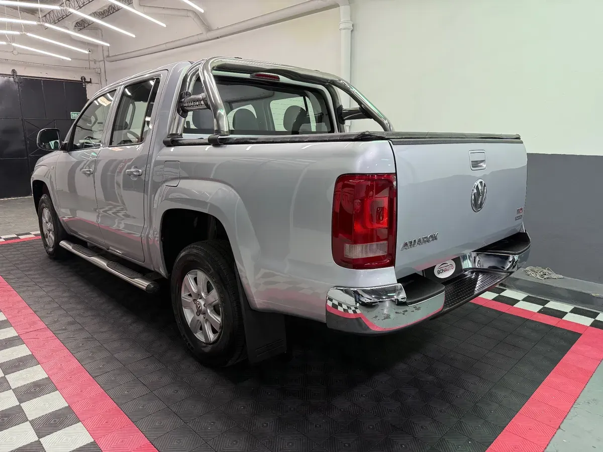 Mira esta publicación de Volkswagen Amarok 2010 en Motordil