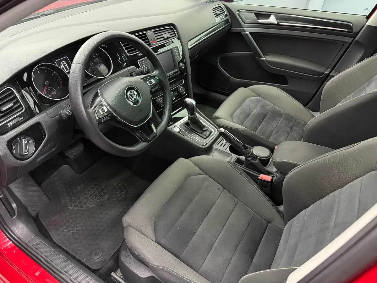 Mira esta publicación de Volkswagen Golf 2016 en Motordil