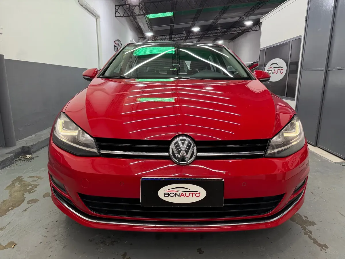 Mira esta publicación de Volkswagen Golf 2016 en Motordil