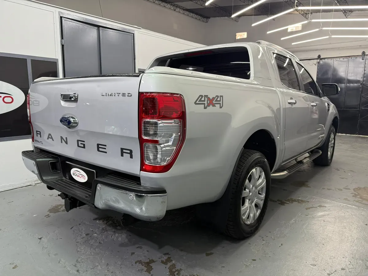 Mira esta publicación de Ford Ranger 2016 en Motordil