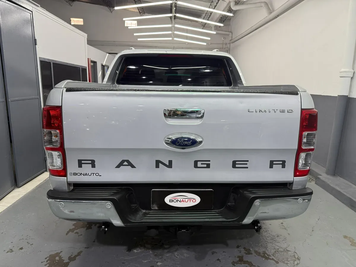 Mira esta publicación de Ford Ranger 2016 en Motordil