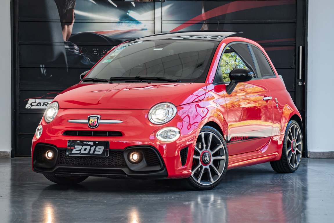 Mirá esta publicación de Abarth 595 / 695