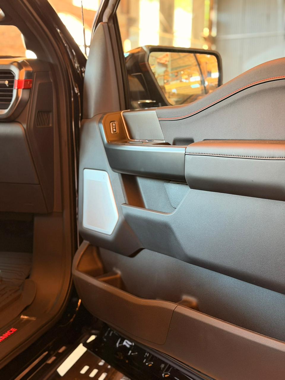 Mira esta publicación de Ford F 150 Raptor 2025 en Motordil