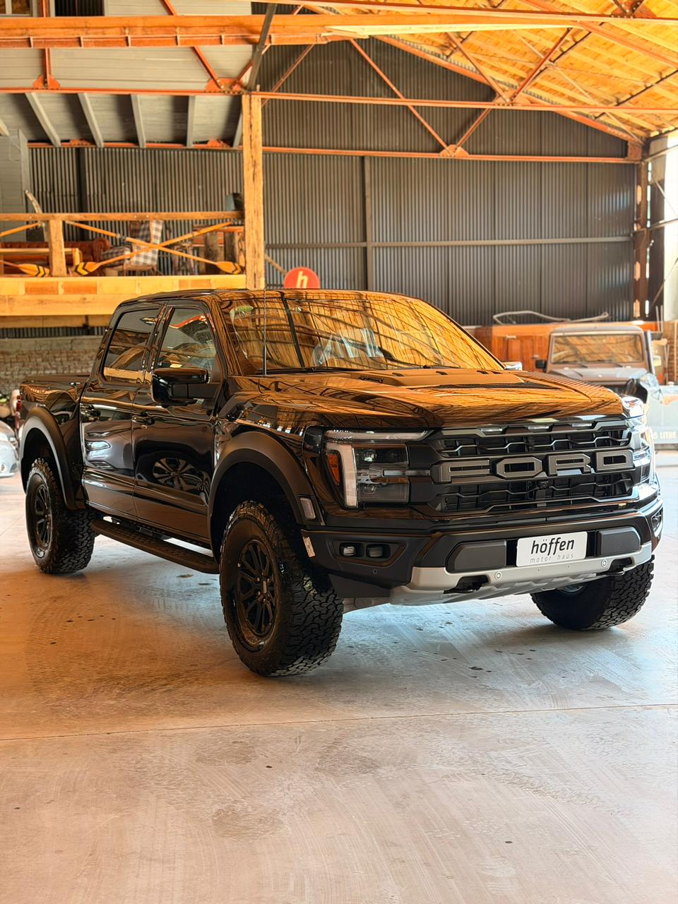 Mira esta publicación de Ford F 150 Raptor 2025 en Motordil