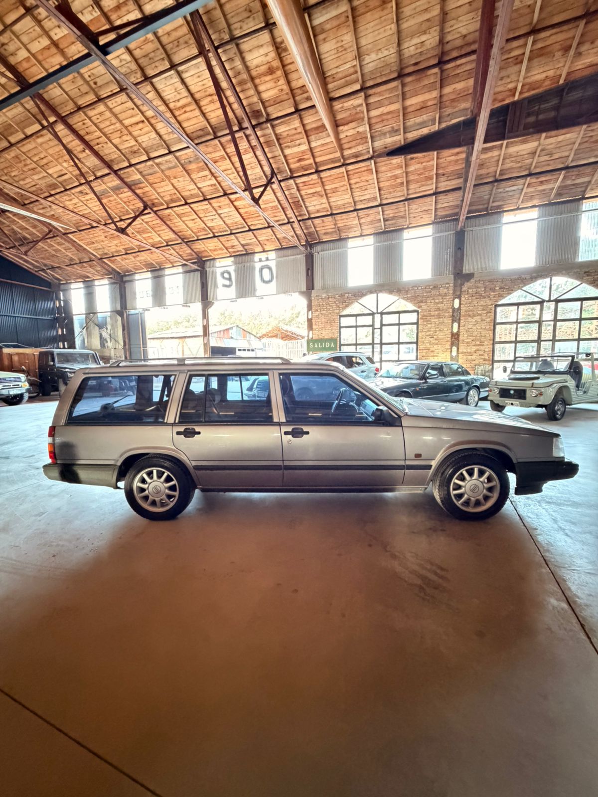 Mira esta publicación de Volvo 940 1995 en Motordil