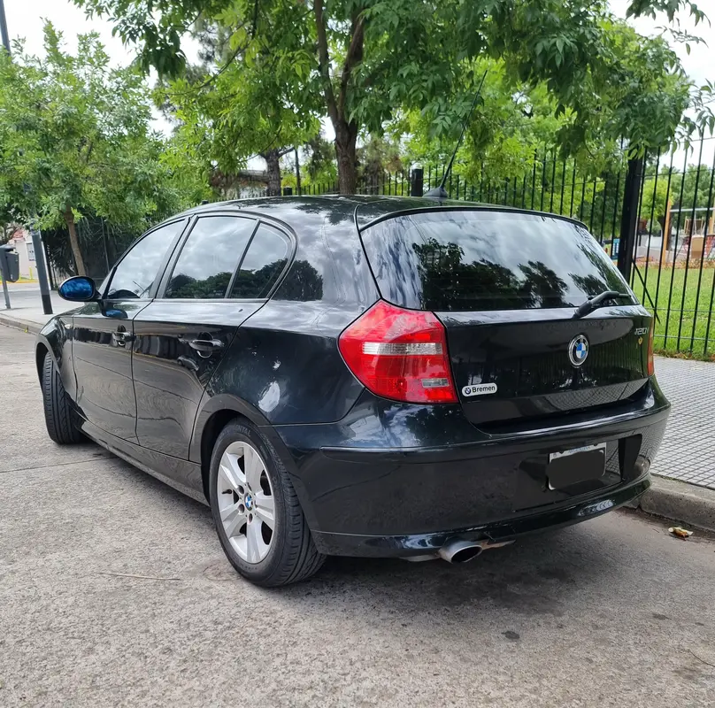 Mira esta publicación de BMW Serie 1 2009 en Motordil