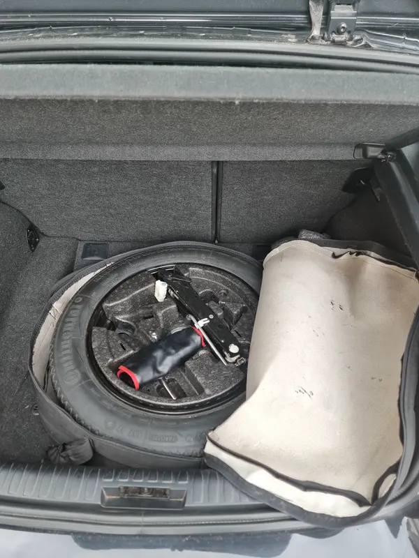 Mira esta publicación de BMW Serie 1 2009 en Motordil