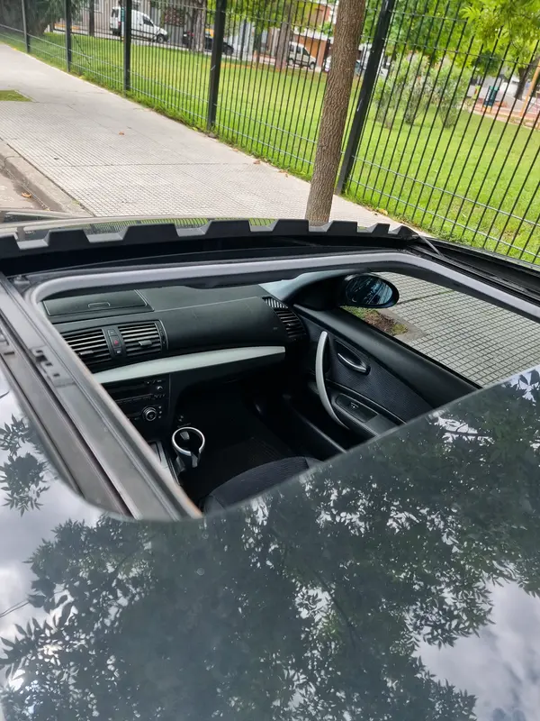 Mira esta publicación de BMW Serie 1 2009 en Motordil