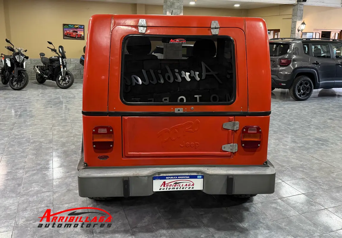 Mira esta publicación de I.k.a. Renault Jeep 1958 en Motordil