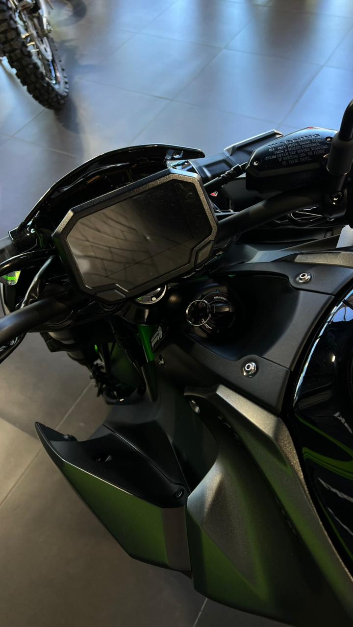 Mira esta publicación de Kawasaki z 900 2024 en Motordil