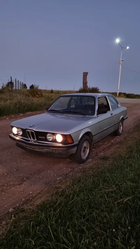 Mira esta publicación de BMW Serie 3 1980 en Motordil