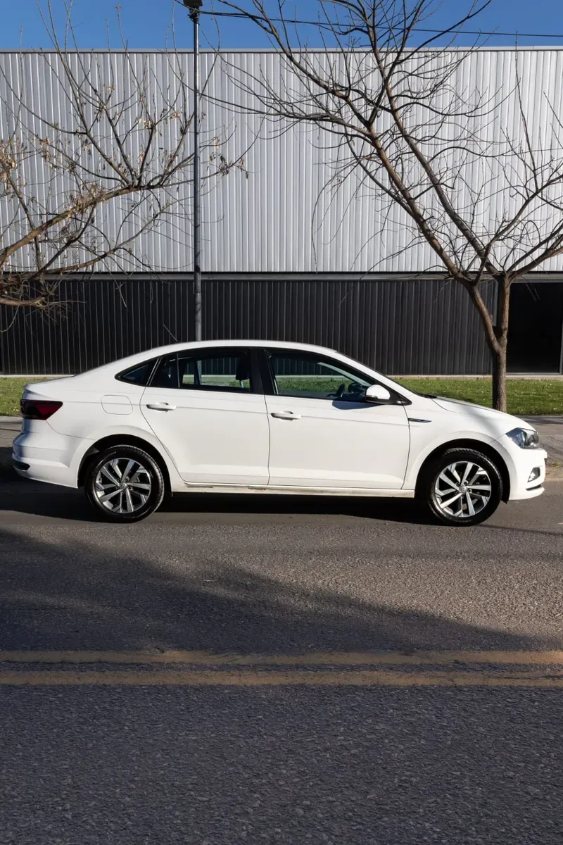 Mira esta publicación de Volkswagen Virtus 2020 en Motordil