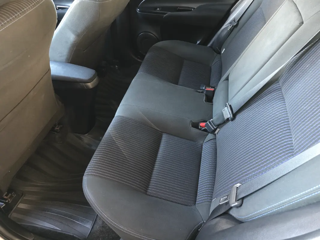 Mira esta publicación de Toyota Yaris 2019 en Motordil