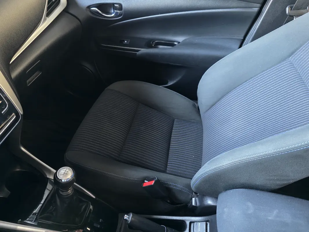 Mira esta publicación de Toyota Yaris 2019 en Motordil