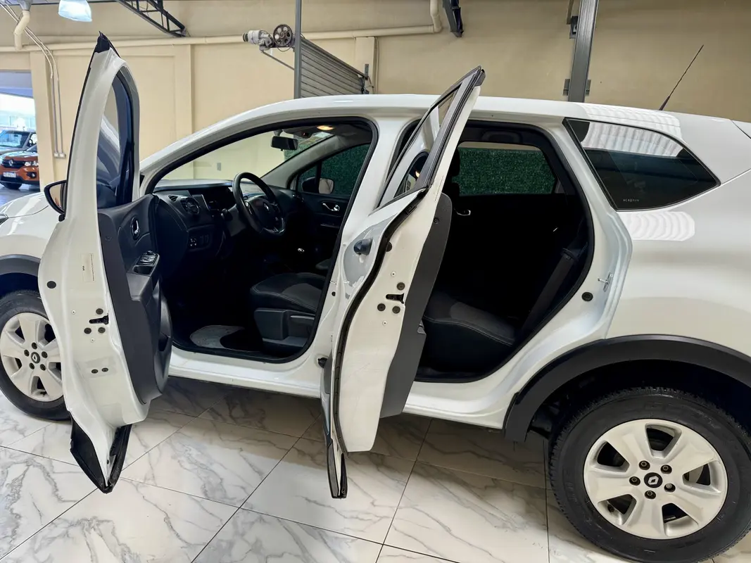 Mira esta publicación de Renault Captur 2018 en Motordil