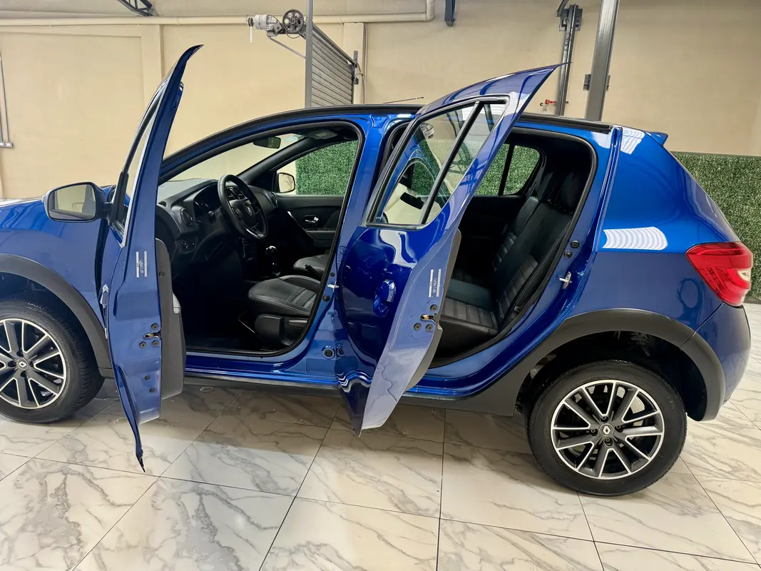 Mira esta publicación de Renault Sandero II 2022 en Motordil