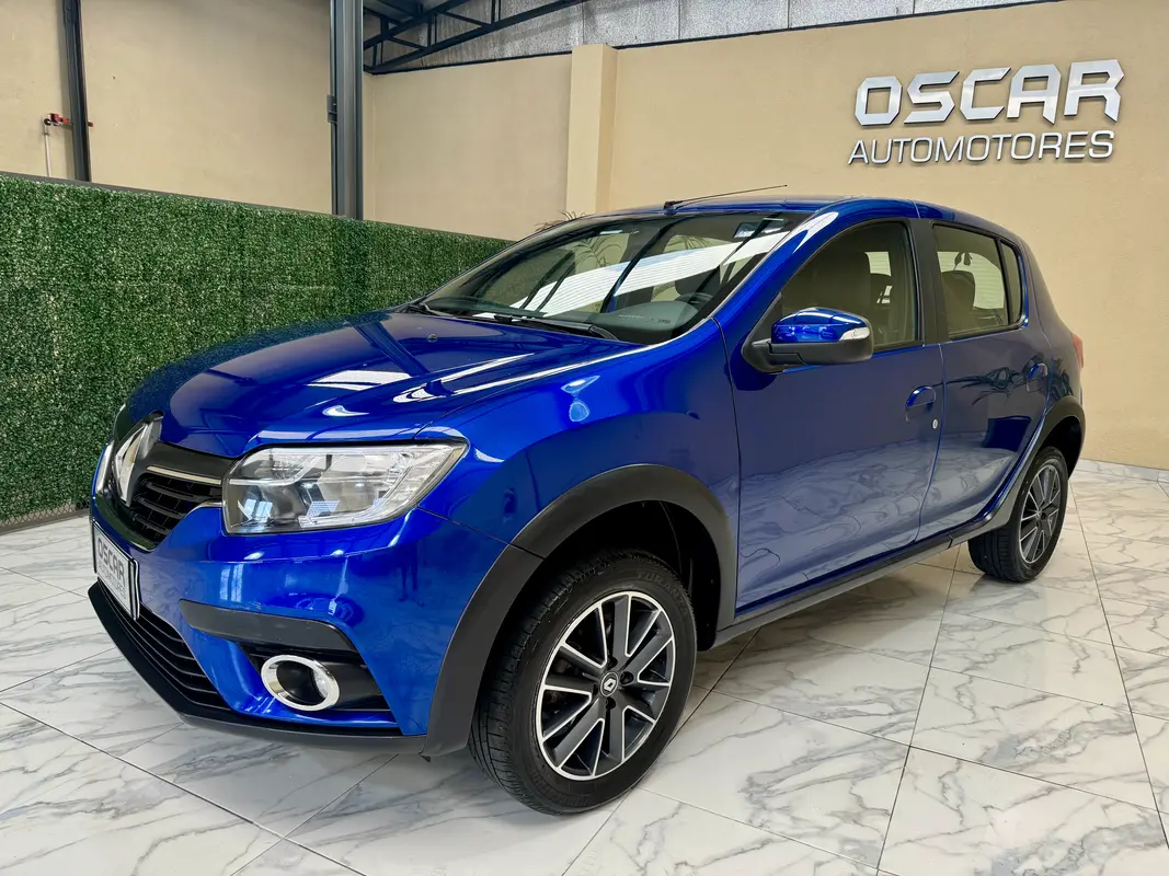 Mira esta publicación de Renault Sandero II 2022 en Motordil