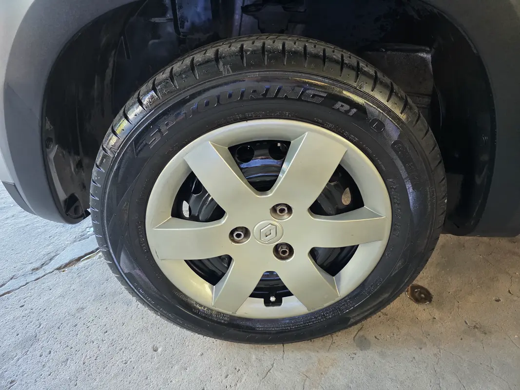 Mira esta publicación de Renault Kwid 2020 en Motordil