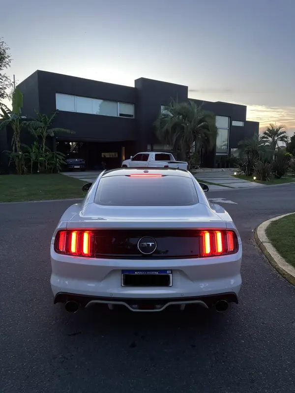 Mira esta publicación de Ford Mustang 2017 en Motordil