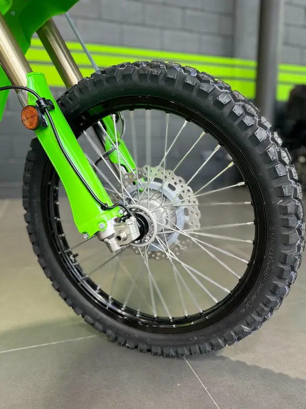 Mira esta publicación de Kawasaki KLX 300 2022 en Motordil