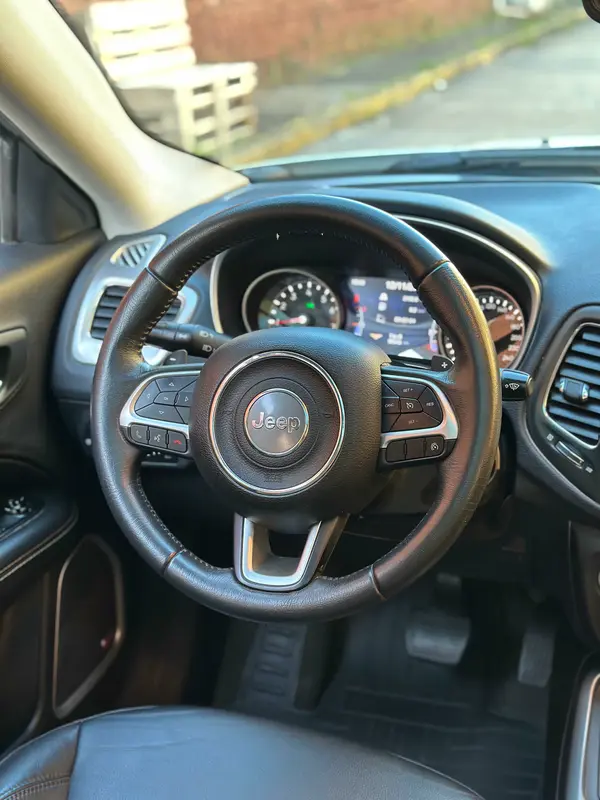 Mirá esta publicación de Jeep Compass