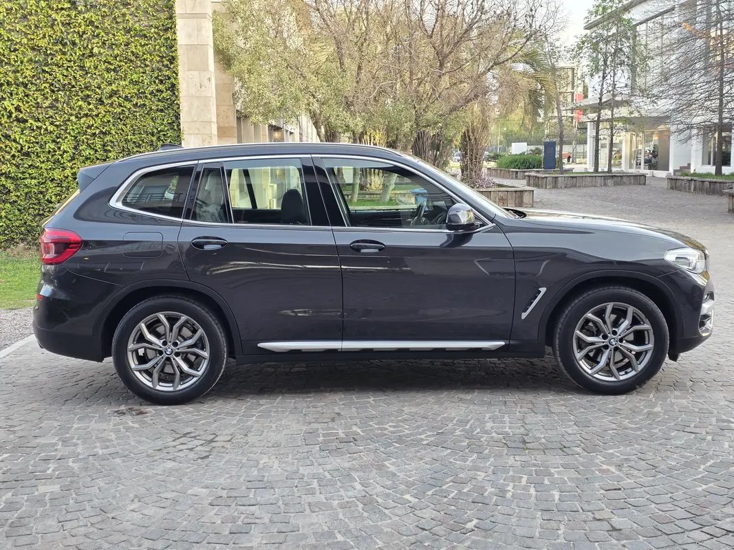 Mira esta publicación de BMW X3 2019 en Motordil