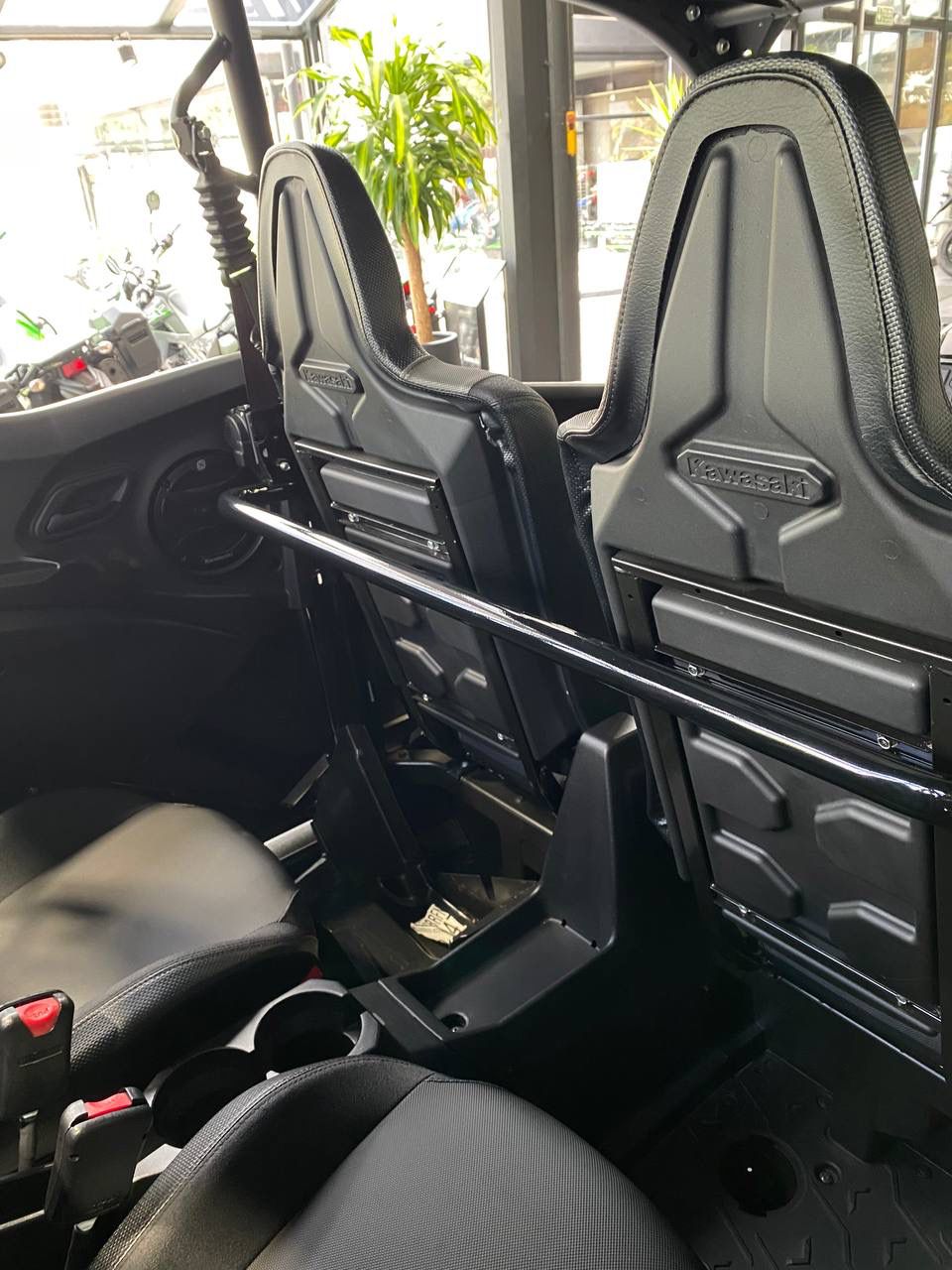 Mira esta publicación de Kawasaki KRX Teryx 1000 UTV 2024 en Motordil