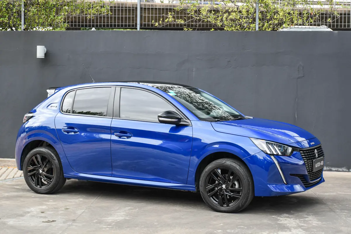 Mira esta publicación de Peugeot 208 2022 en Motordil