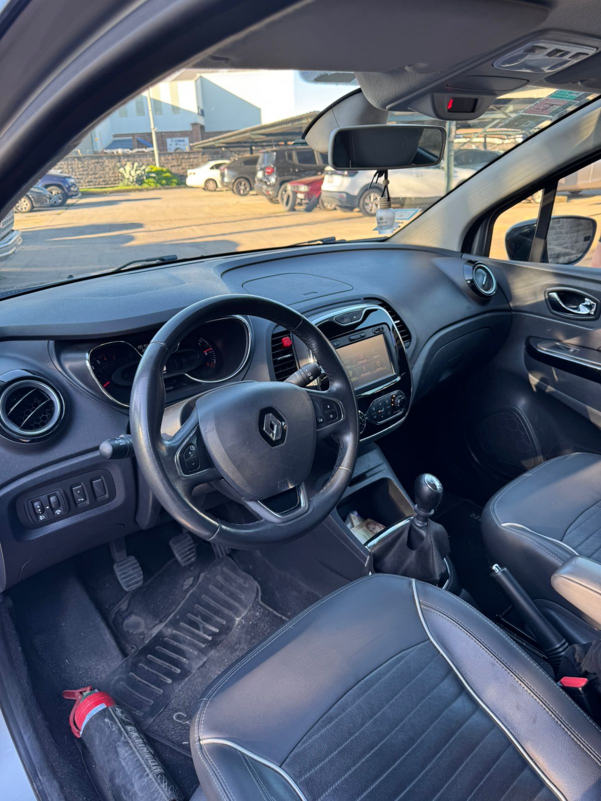 Mira esta publicación de Renault Captur 2017 en Motordil