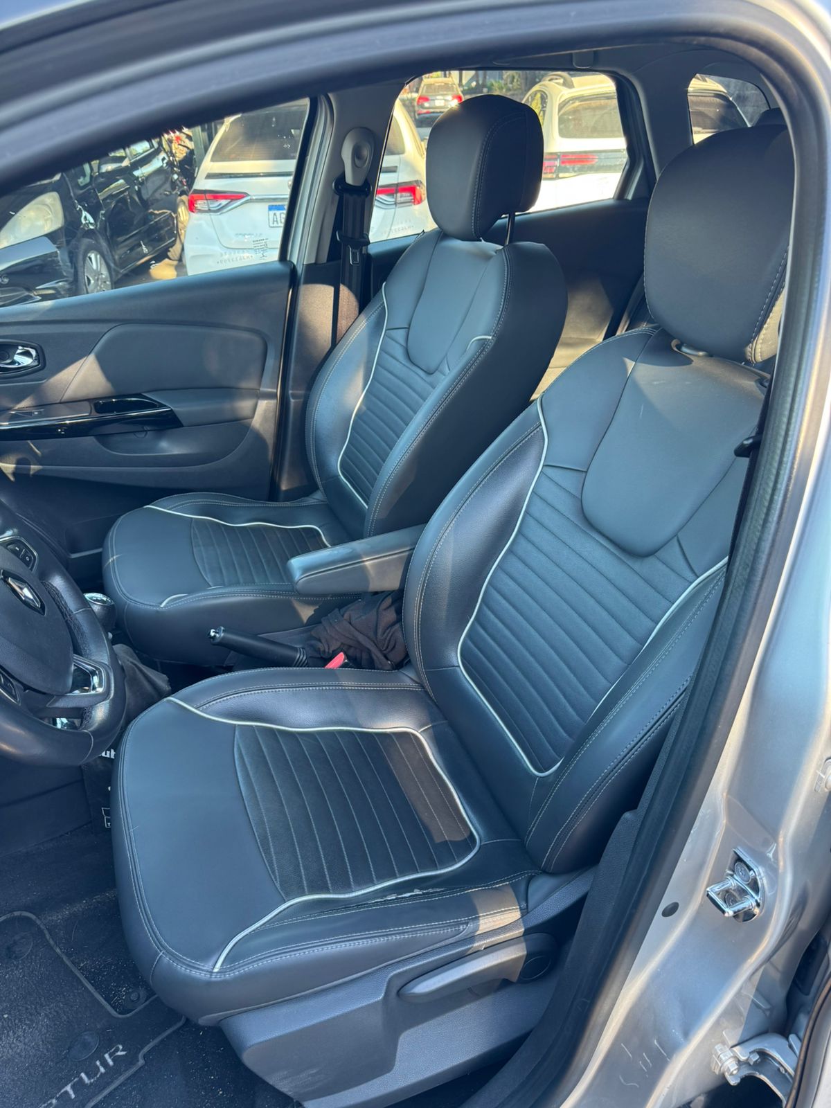 Mira esta publicación de Renault Captur 2017 en Motordil