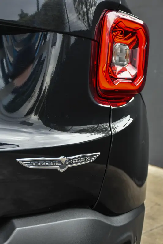 Mira esta publicación de Jeep Renegade 2020 en Motordil